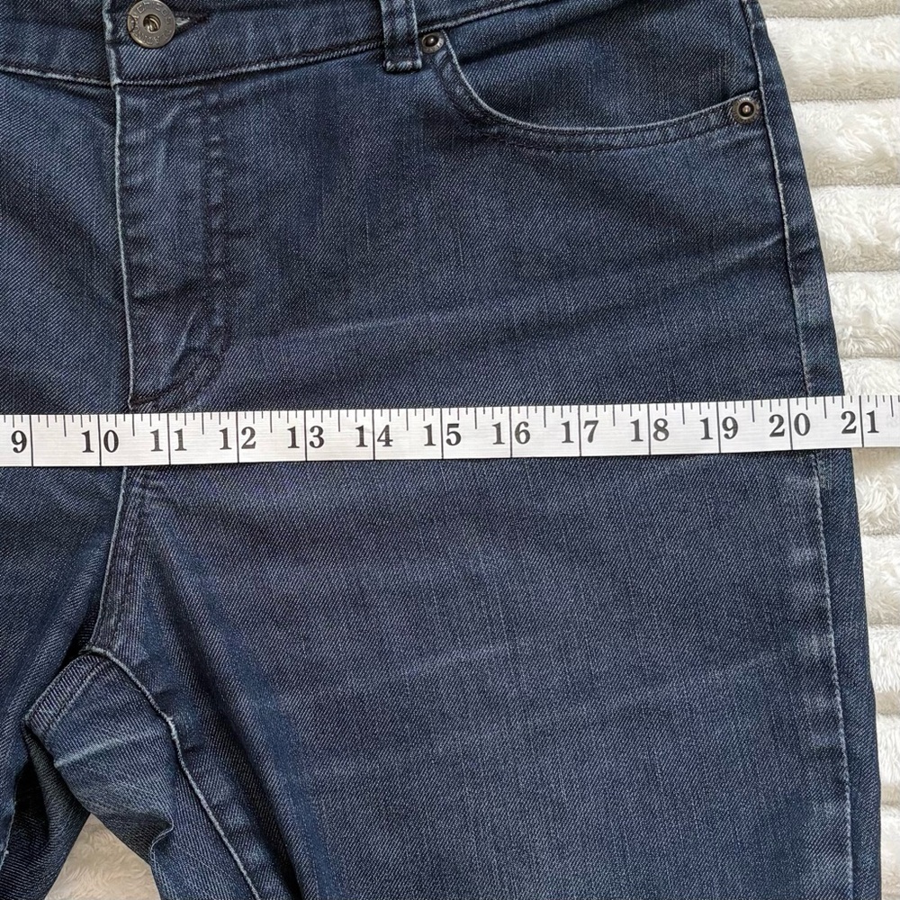 Chico’s Platinum Denim Bootcut Jeans High Rise Dark Wash 1.5 Short - Picture 8 of 11